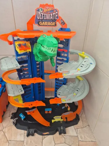 Hot Wheels Ultimate Garage T-Rex (Completa e Pouco Usada)