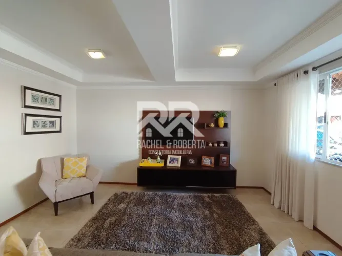 Casa em condomínio em Araras com 4 quartos