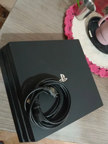 Playstation 4 PRO 1TB