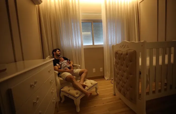 Kit Berço + Poltrona + Puff+ Cômoda Recém nascido