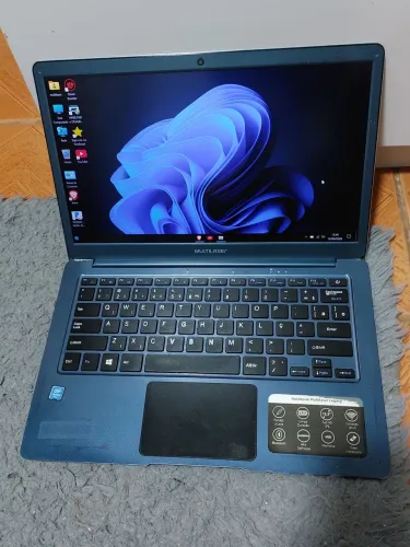 Notebook Multilaser legacy cloud - ótimo para estudos.