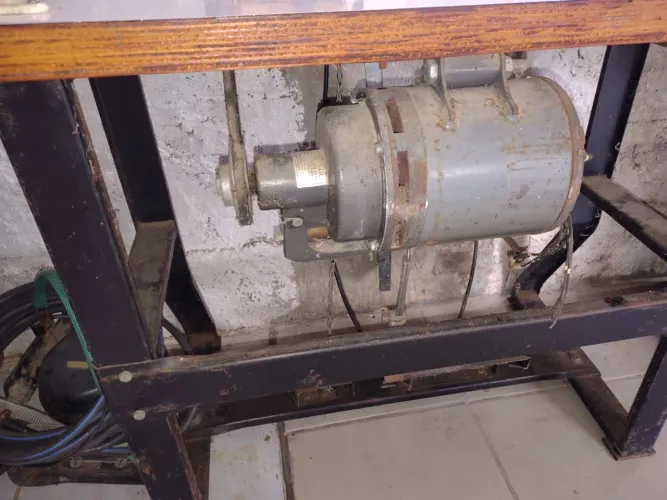 Máquina de overloque