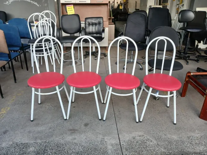 Jogo de cadeira para cozinha reformadas assentos e pintura novas