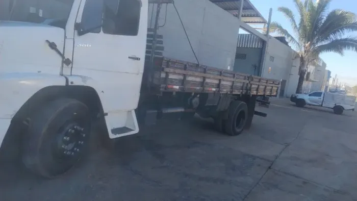 Caminhão Mercedes Benz - 1214