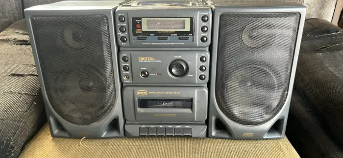 Mini system CCE Ms-246 para restaurar 