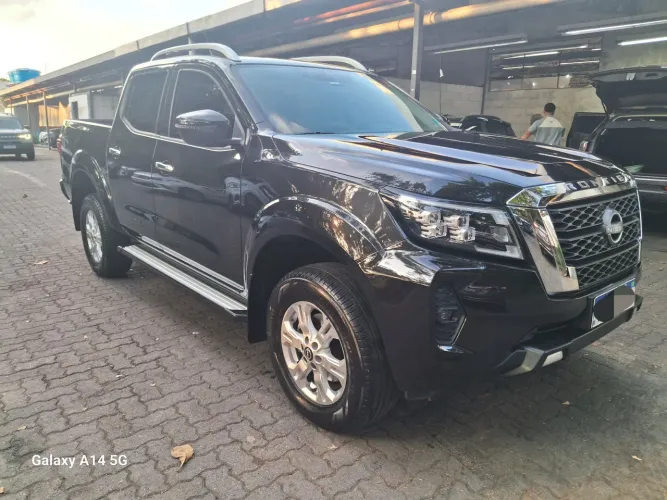 Nissan Frontier XE CD 4X4 2.3 Bi-TB Diesel Aut. 2025