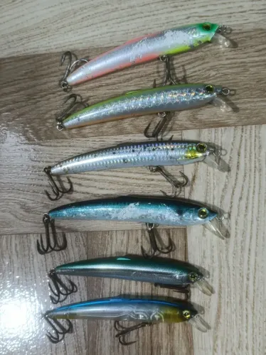 Kit de 6 Iscas Cópias da Renomada Saruna.4 de tamanho 147 mm e 2 de tamanho 125