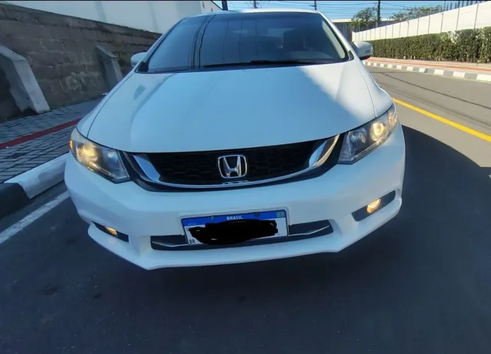 Honda Civic Sedan LXR 2.0 Flexone 16V Aut. 4P 2015