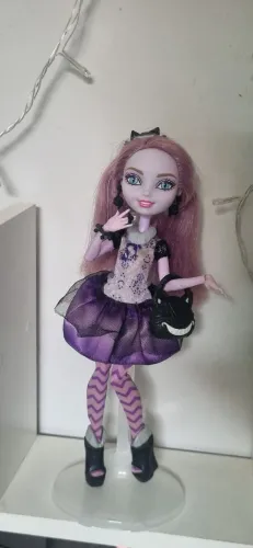 Ever After High kitty cheshire