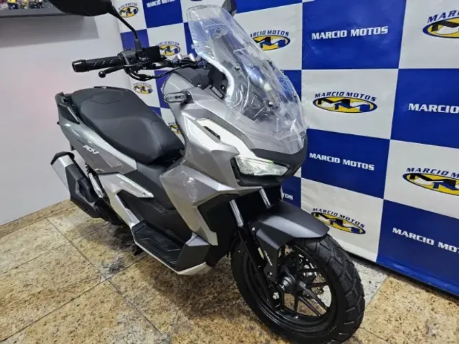 Honda ADV 160 26/27