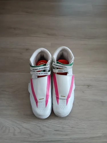 Tênis Reebok velcro branco 