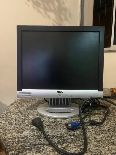 Monitor e Teclado