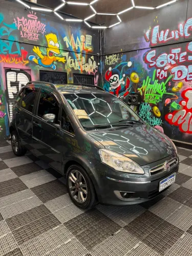 Fiat Idea Essence 1.6 Flex 16V 5P 2015