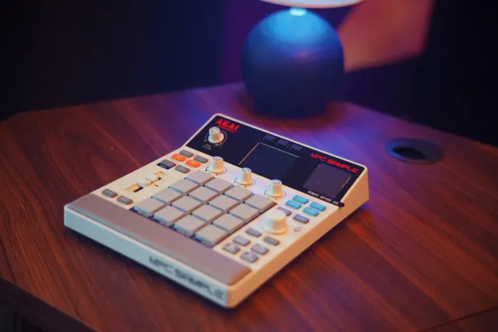 Akai MPC Sample