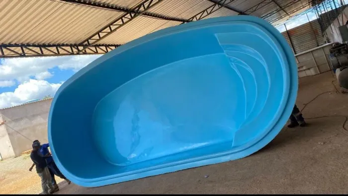 Piscina 7 MTS modelo oval com hidráulico e elétrico incluso 
