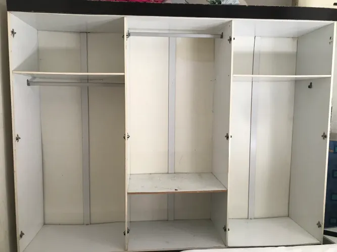 Doação de guarda roupa watsap abaixo 