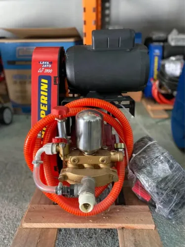 Lavadora Lava Jato Profissional LJ3100 motor 3cv Chiaperini (Loja/Nova)