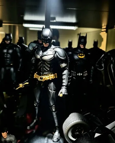 Kit dois Batman's originais da Beast Kingdom