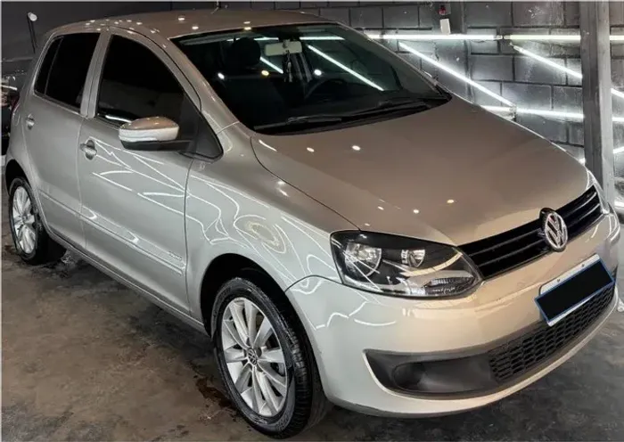 Volkswagen Fox 1.0 MI Total Flex 8V 5P 2012