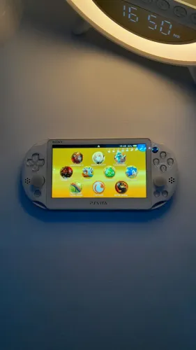 PS VITA DESBLOQUEADO