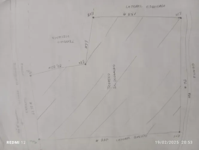 Terreno em Icatu- com rio no fundo
