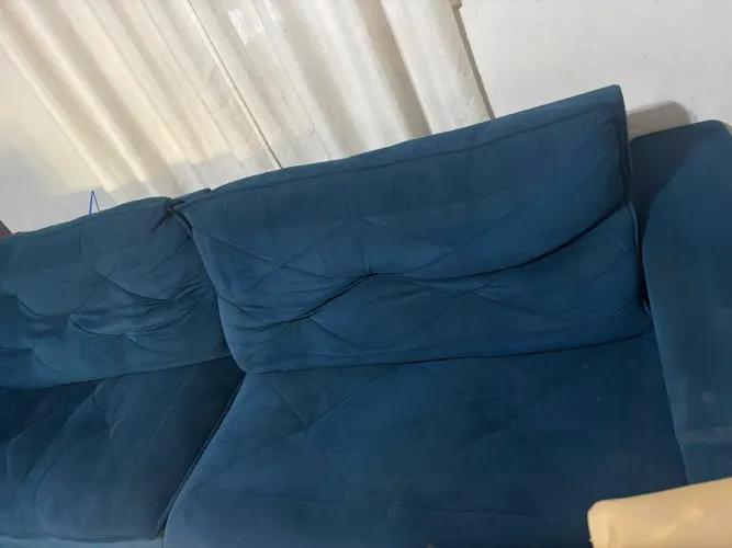 Sofá retrátil azul