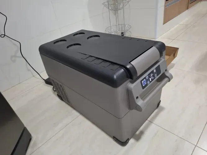 Refrigerador portátil Cooler automotivo 12v ou 110/220v
