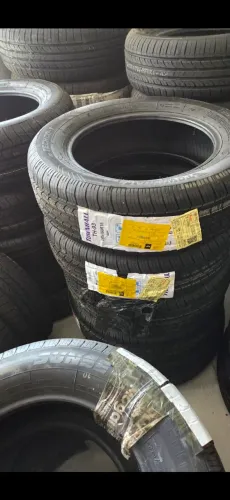 PNEU 15, novo, NÃO é remoldado