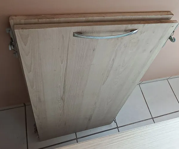 Balcão/Expositor Multiuso em MDF com 2 Portas de Correr