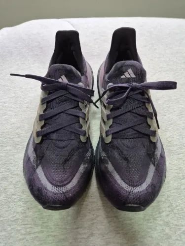Tênis Adidas Ultraboost Light