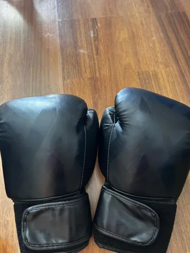 Kit Muay Thai / Boxe Olimpo Completo (Luvas, Caneleiras e Bolsa)