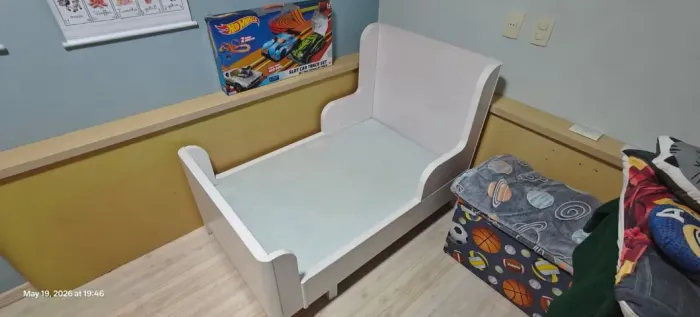 Cama Infantil Retrátil IKEA
