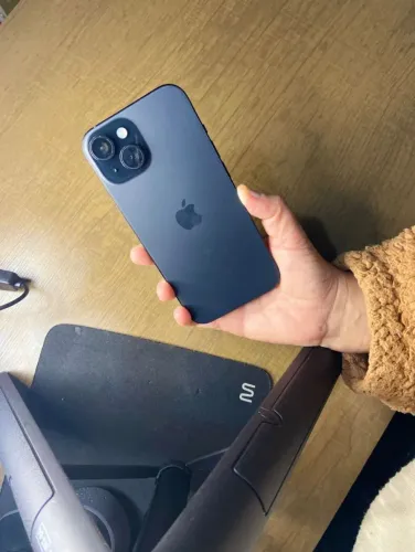 Iphone 15 256gb todo original, bateria 88% 3mil