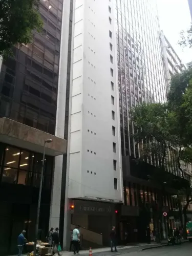 Vagas de garagem para venda ou locação no Centro - RJ