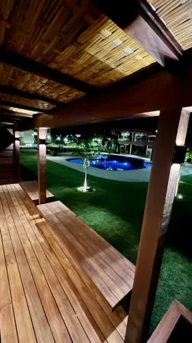 PARIA DOS CARNEIROS - Apartamento 64 m² com 2 quartos 1 suíte, deck gourmet de 20m² frente