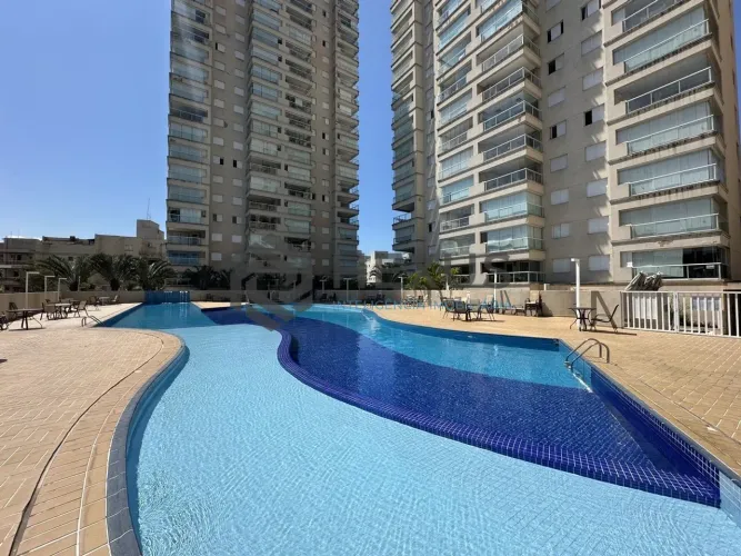 Cobertura Duplex para Locação Anual na Praia da Enseada - Região Tortugas