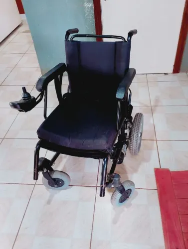 Cadeira de rodas Motorizada