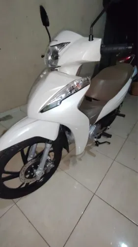 Biz 125 850 km rodado