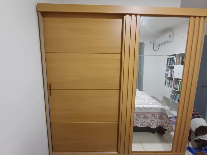 Guarda Roupa