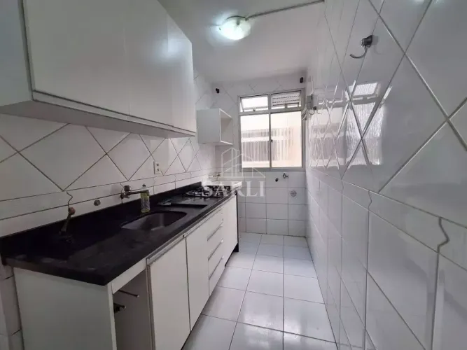 Apartamento, com 3 dormitórios, com vaga de garagem, de 50 m² Praia Comprida - São José