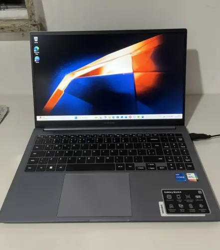 Notebook Samsung Galaxy Book4, Windows 11 Home, Intel Core i5, 8GB, 512GB SSD