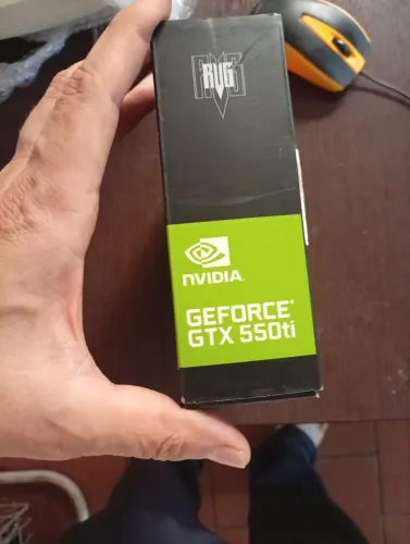 Placa de Vídeo gforce GTX 550ti 4gb nova