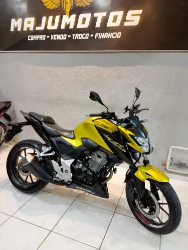 Twister 300f c/ABS 2023 Extra!