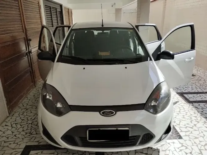 Ford Fiesta S 1.0 8V Flex 5P 2014