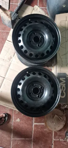 Aros 14 de ferro Hyundai originais semi novo