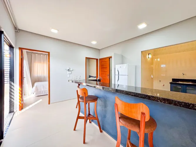 Apartamento Mobiliado C/ 2 Quartos e 1 vaga em garagem coberta próx. a Rodoviária