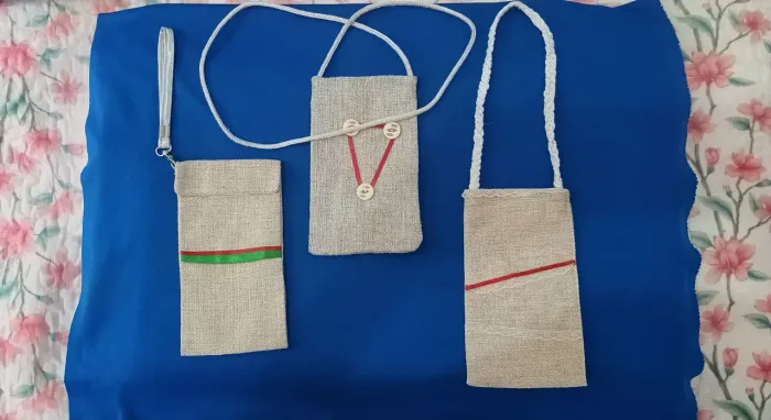 Bolsinhas artesanais para celular