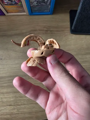 Bakugan Subterra Dragonoid