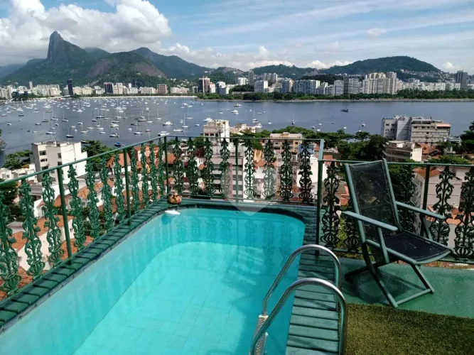 Apartamento Triplex com 5 dormitórios à venda, 530 m² por R$ 5.500.000,00 - Urca - Rio de