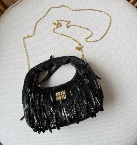 Bolsa miu miu pequena 